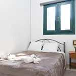 Myconian De Angelo * Nea Kallikrateia