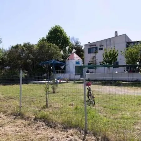 Myconian De Angelo * Nea Kallikrateia