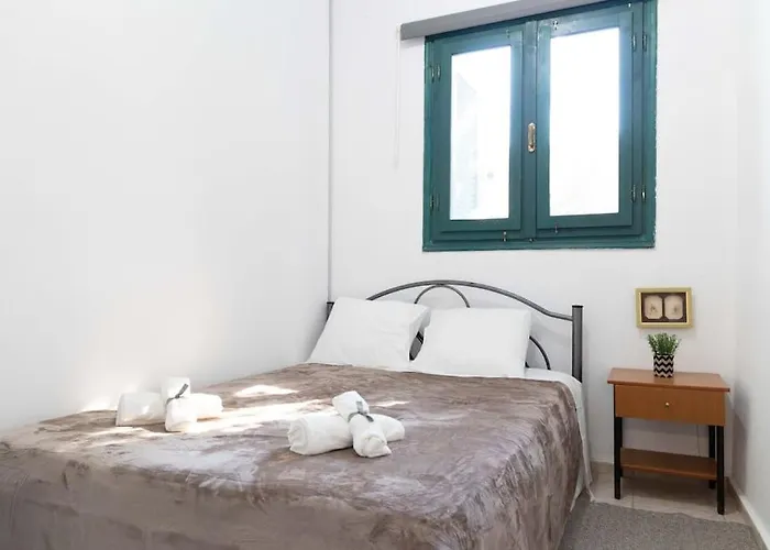 Myconian De Angelo * Nea Kallikrateia